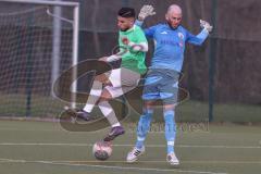 Bezirksliga - Saison 2025/26 - FC Fatih Ingolstadt - TSV 54 - DJK München - Aaron Toski (Nr.11 - FC Fatih) mit einer Torchance - Markus Blohmann TW München - Foto: Meyer Jürgen