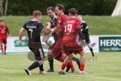 Kreisklasse - Saison 2023/24 - SV Zuchering - TSV Baar/Ebenhausen - Matthias Habermeyer schwarz Ebenhausen - Nico Haas rot Zuchering - Foto: Meyer Jürgen