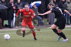2. Fußball-Liga - Frauen - Saison 2022/2023 - FC Ingolstadt 04 - SC Freiburg II - Vanessa Haim (Nr.13 - FCI Frauen) - Axtmann  Alina schwarz Freiburg - Foto: Meyer Jürgen