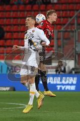 3.Liga - Saison 2022/2023 - FC Ingolstadt 04 -  Dynamo Dresden - Stefan Kutschke (Nr.30 - Dresden) - Maximilian  Neuberger (Nr.38 - FCI) - Foto: Meyer Jürgen