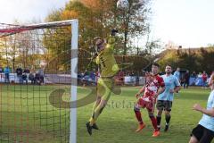 Kreisklasse - Saison 2022/2023 - SV Stammham - SC Steinberg - Patrick Griesshammer Torwart wehrt den Schuss von Christoph Lukas rot Stammham ab - Foto: Meyer Jürgen