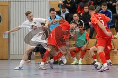 Lotto - Hallen - Bayerncup - Oberbayern -  Saison 2022/2023  - FC Fatih - Traunstein - 1:1 - Kenan Smajlovi weiss Traunstein - Baris Soysal rot #20 Fatih - Foto: Meyer Jürgen