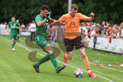 Toto-Pokal; SV Manching - FC Ingolstadt 04; Jannik Mause (7, FCI) Daniel Spieß (SVM)
