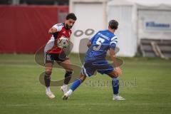 Kreisliga - Saison 2026/27- Türkisch SV Ingolstadt - SV Hundszell - Hakan Düzkün rot Türkisch  - Tim Liesegang blau Hundszell - Foto: Meyer Jürgen