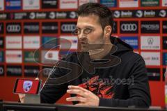 3. Liga; FC Ingolstadt 04 - Neuer Trainer Cheftrainer Guerino Capretti (FCI), erste Pressekonferenz