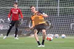 3. Liga; FC Ingolstadt 04 - Trainingsauftakt, Nils Roeseler (13, FCI)