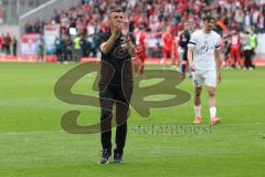 3. Liga - Saison 2023/24 - Rot-Weiss Essen - FC Ingolstadt 04 -  -  Die Mannschaft bedankt sich bei den Fans - Cheftrainer Michael Köllner (FCI) - XXXXX - Foto: Meyer Jürgen