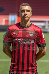 Nikola Stevanovic (15, FCI) ; FC Ingolstadt 04; 3.Liga, Porträttermin 2022/2023,