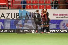 3. Liga; FC Ingolstadt 04 - Borussia Dortmund II; Tor Jubel Treffer 1:1 Ausgleich, Pascal Testroet (37, FCI) mit David Kopacz (29, FCI) Jannik Mause (7, FCI)