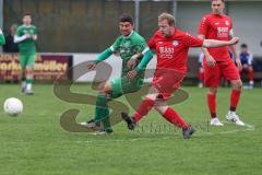 Kreisklasse - Saison 2025/26- TSV Pförring - SV Karlshuld-  - Alex Libeg grün Karlshuld - Martin Werle rot Pförring - Foto: Meyer Jürgen
