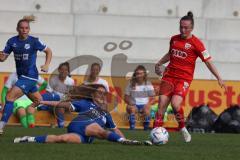 2. Fußball-Liga - Frauen - Saison 2022/2023 - FC Ingolstadt 04 - SC Sand - Haim Vanessa (Nr.13 - FC Ingolstadt 04 ) - Perl Shai blau SC Sand - Foto: Meyer Jürgen