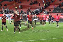 3. Liga - Saison 2023/24 - FC Ingolstadt 04 - Waldhof Mannheim -  Die Mannschaft bedankt sich bei den Fans -  - XXXXX - Foto: Meyer Jürgen