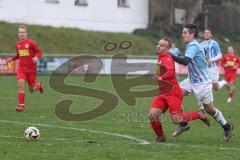 Kreisliga - Saison 2025/26- TSV Kösching - FC Sandersdorf - Jonas Betz rot Kösching wird von Christian Winkler blau Sandersdorf gefoult und bekommt die rote Karte - Foto: Meyer Jürgen