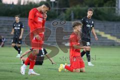 Bayernliga Süd - Saison 2022/2023 - FC Ingolstadt 04 - SV Erlbach - Arian Llugiqi rot FCI - Calvin Brackelmann (Nr.17 - FCI) nach einer vergebenen Torchance - Foto: Meyer Jürgen