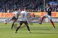 2.BL; Holstein Kiel - FC Ingolstadt 04 - Merlin Röhl (34, FCI) Dennis Eckert Ayensa (7, FCI) Arslan Ahmet (7 Kiel)