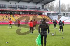 3.Liga - Saison 2022/2023 - SV 07 Elversberg - FC Ingolstadt 04 - Die Mannschaft macht sich warm - einlaufen - Foto: Meyer Jürgen