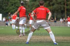 Toto Pokal - Saison 2022/2023 - SpVgg Heßdorf - FC Ingolstadt 04 - Die Spieler vertreten das Spielfeld zum warm machen - Denis Linsenmayer (Nr.23 - FCI) - Foto: Meyer Jürgen