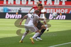 3.Liga - Saison 2022/2023 - FC Ingolstadt 04 -  1. FC Saarbrücken - Dominik Franke (Nr.3 - FCI) - Mike Frantz (Nr.6 - 1. FC Saarbrücken) - Foto: Meyer Jürgen