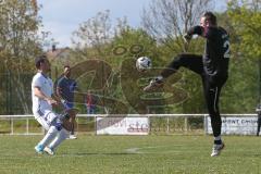 Kreisliga - NK Croatia Grossmehring - DJK Ingolstadt - Michael Anspann weiss DJK Ing - Mladen Marincic Torwart Croatia - Foto: Jürgen Meyer