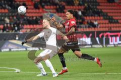 3. Liga; FC Ingolstadt 04 - Erzgebirge Aue; Zweikampf Kampf um den Ball Justin Butler (31, FCI) Burger Korbinian (5 Aue) überläuft Torwart Männel Martin (1 Aue) und erzielt das 1:0, Tor Jubel Treffer