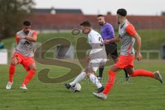 2023_11_12 - Bezirksliga - Saison 2023/24 - TSV Gaimersheim - SK Srbija München - Manuell Bittlmayer (Nr.33 - Gaimersheim) - Ljubisa Jovic #19 München - XXXXX - Foto: Meyer Jürgen