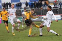 3. Liga; SpVgg Bayreuth - FC Ingolstadt 04; Justin Butler (31, FCI) Nollenberger Alexander (9 SpVgg)  Tobias Bech (11, FCI)