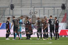 2.BL; FC Ingolstadt 04 - Hannover 96; vor dem Spiel Motivation Denis Linsmayer (23, FCI) Nils Roeseler (13, FCI) Torwart Fabijan Buntic (24, FCI) Marcel Gaus (19, FCI) Jan Hendrik Marx (26, FCI) Maximilian Beister (11, FCI) Christian Gebauer (22, FCI) Jon