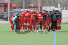 2. Bundesliga Frauen - Saison 2023/24 - FC Ingolstadt 04 Frauen - FC Carl Zeiss Jena -  Die Mannschaft bildet einen Kreis vor dem Spiel -  - XXXXX - Foto: Meyer Jürgen