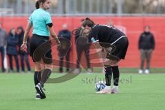 2. Bundesliga Frauen - Saison 2023/24 - FC Ingolstadt 04 Frauen - HSV Fr.1 - Anna-Lena Fritz (Nr.19 - FCI) legt sich den Ball zurecht für den Elmeter - XXXXX - Foto: Meyer Jürgen