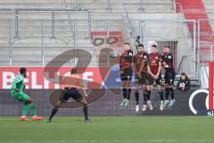 3. Liga; FC Ingolstadt 04 - 
SV Sandhausen; Freistoß Evina Franck (9 SVS) Mauer Jannik Mause (7, FCI) Lukas Fröde (34, FCI) Ryan Malone (16, FCI) Yannick Deichmann (20, FCI)