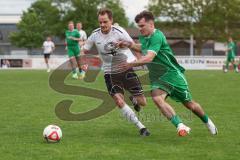A-Klasse - Saison 2023/24 - TSV Gaimersheim II - FC Gerolfing II-  - Carlo Leilich weiss Gaimersheim - David Simm grün Gerolfing - Foto: Meyer Jürgen