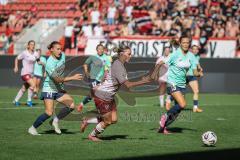 2. Frauen-Bundesliga; FC Ingolstadt 04 - SC Sand; Beyer Jenny (8 FCI) Yaple Emily (14 Sand) Schaer Ronja (13 Sand)