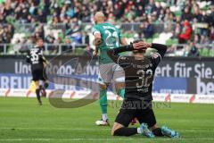 2.BL; SV Werder Bremen - FC Ingolstadt 04; Patrick Schmidt (32, FCI) ärgert sich Tor Chance verpasst