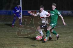 Landesliga - Saison 2024/25 - SV Manching - TSV Wertingen - Rainer Meisinger (Nr.8 - SV Manching) - Johannes Fiedler weiss Wertingen - Foto: Meyer Jürgen