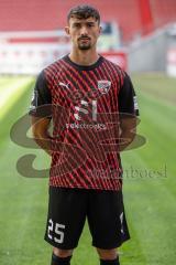 Arian Llugiqi (25, FCI) ; FC Ingolstadt 04;
3.Liga, Porträttermin 2023/2024