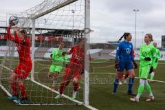 2. Frauen-Bundesliga - Saison 2021/2022 - FC Ingolstadt 04 - VFL Wolfsburg II - Der 1:0 Führungstreffer durch Fritz Anna-Lena (#19 FCI) - Wagner Melanie Torwart Wolfsburg - jubel - Maier Ramona (#18 FCI) - Foto: Meyer Jürgen