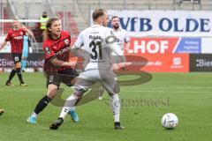3. Liga; FC Ingolstadt 04 - 
VfB Oldenburg; Zweikampf Kampf um den Ball Tim Civeja (8, FCI) Plautz Justin (31 VfB)