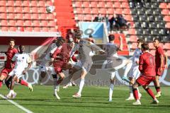 3. Liga; FC Ingolstadt 04 - 1. FC Saarbrücken; Ecke Simon Lorenz (32, FCI) Kamara Abdoulaye (15 FCS) Caliskaner Kaan (22 FCS)