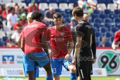 2.BL; Hannover 96 - FC Ingolstadt 04; vor dem Spiel Felix Keidel (43, FCI)