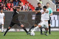 3. Liga; FC Ingolstadt 04 - SC Verl; Zweikampf Kampf um den Ball Justin Butler (31, FCI) Sessa Nicolas (30 Verl)