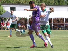 Testspiel - Saison 2026/27 - VFB Eichstätt - FC Ingolstadt 04 - Fredrik Carlsen (Nr.8 - FCI) - Elias Herger (Nr.11 - VFB Eichstätt) - Foto: Meyer Jürgen