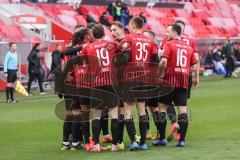 3. Liga - FC Ingolstadt 04 - Waldhof Mannheim - Im Gewirr trifft Caniggia Ginola Elva (14, FCI) zum 1:0 Tor Jubel, Thomas Keller (27, FCI) Marcel Gaus (19, FCI) Fatih Kaya (9, FCI) Stefan Kutschke (30, FCI) Peter Kurzweg (16, FCI) Filip Bilbija (35, FCI) 