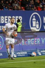 2.BL; 1. FC Nürnberg - FC Ingolstadt 04; Einwurf Michael Heinloth (17, FCI)