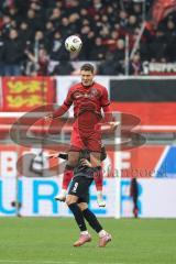 3. Liga; FC Ingolstadt 04 - Rot-Weiss Essen; Jonas Scholz (15, FCI) Cuber Potocnik Jaka (9 RWE) Kopfball