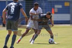 Bayernliga Nord - Saison 2025/26 - FC Ingolstadt 04 II - SV Weiden - Micah Ham (Nr.25 - FC Ingolstadt II) - Zeitler Moritz grau Weiden - Foto: Meyer Jürgen