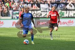 2.BL; Hannover 96 - FC Ingolstadt 04; Thomas Rausch (45, FCI) Niklas Hult (3 Hannover)