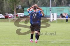 Kreisliga - Saison 2023/2024 - SV Menning - FC Mindelstetten - Simon Wolfsfellner blau Menning schiesst den 1:0 Führungstreffer - jubel - Foto: Meyer Jürgen