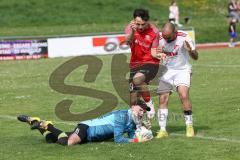 A-Klasse - Saison 2023/24 - FC Hepberg - TV 1861 Ingolstadt - Rafael Medina Delgado weiss Hepberg - Angelo Boharu rot 1881 Ing. - Jürgen Kury Torwart Hepberg - Foto: Meyer Jürgen