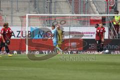 3.Liga - Saison 2022/2023 - FC Ingolstadt 04 -  SV Wehen Wiesbaden - Der 2:2 Ausgleichstreffer - Torwart Marius Funk (Nr.1 - FCI) - traurige Gesichter - Foto: Meyer Jürgen