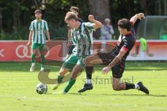 Landesliga - Saison 2025/26 - SV Manching - FC Sonthofen - Luca Bienek (Nr.16 - SV Manching) mit dem 1:2 Anschlusstreffer - jubel - Blaku Diar schwarz Sonthofen - XXXXX - Foto: Meyer Jürgen